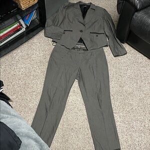 Rosner Women's Two-Piece Gray Pantsuit Blazer and Trousers